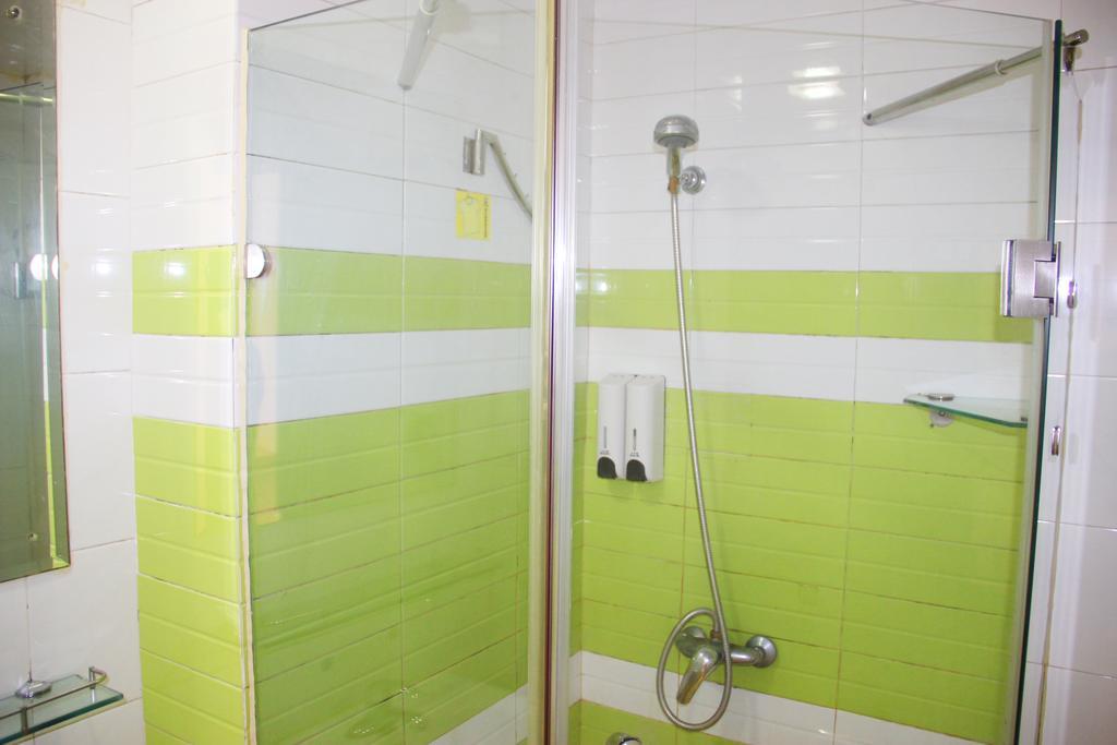 7Days Inn Premium Guangzhou Tianhe West Tiyu Road Subway Station ภายนอก รูปภาพ