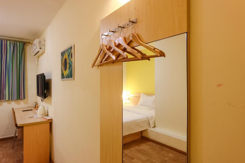 7Days Inn Premium Guangzhou Tianhe West Tiyu Road Subway Station ภายนอก รูปภาพ